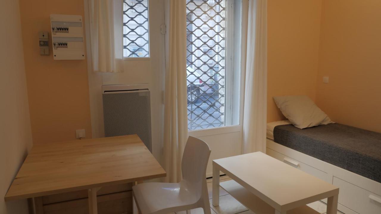 Petit Studio Gare Saint Roch Montpellier Apartamento Exterior foto